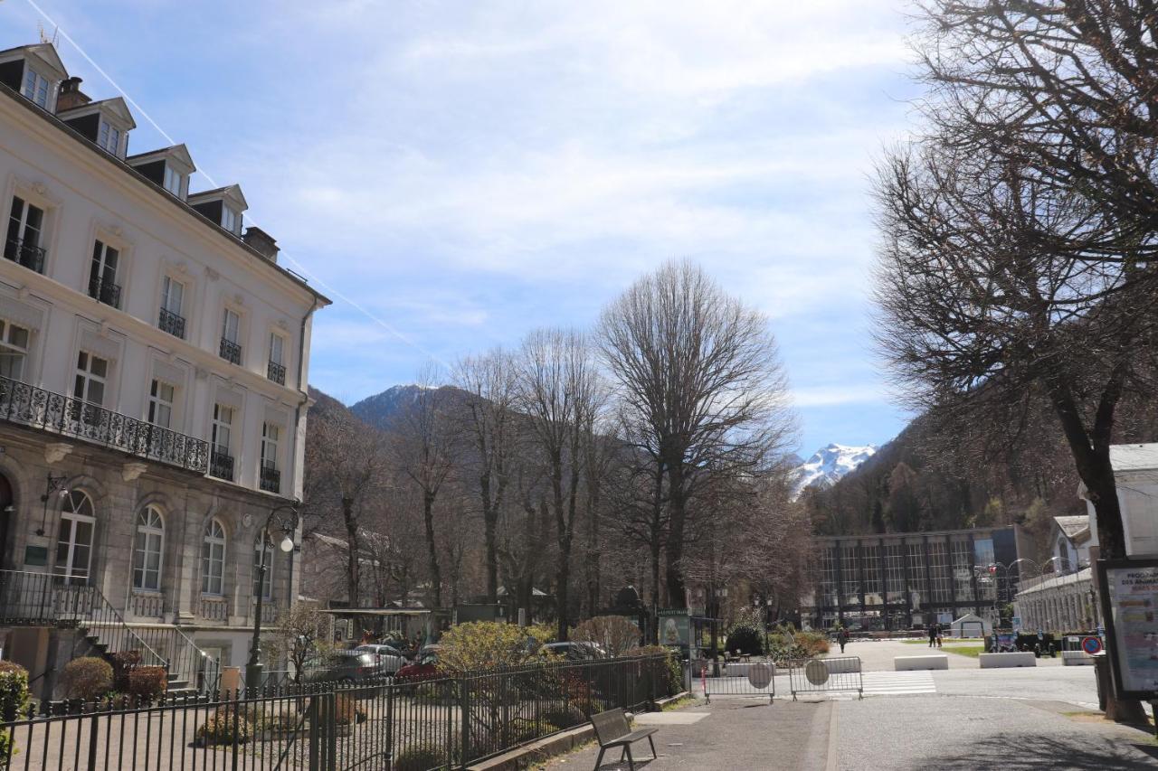 Le Palais D'Etigny Appartement Bagnères-de-Luchon Buitenkant foto